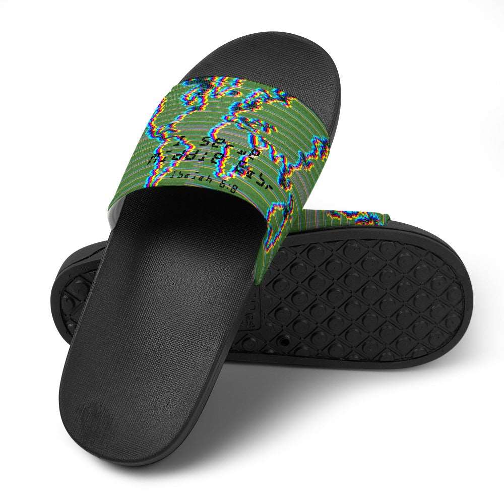 Adult Unisex I Serve Middle East Chromatic Slippers ***